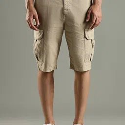 Tommy Hilfiger Europe Men Self Design Pure Cotton Cargo Shorts-picture-46