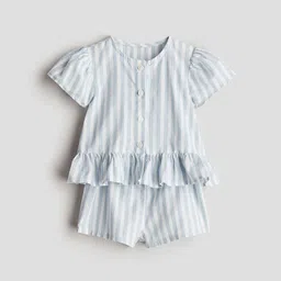 H&M 2-Piece Blouse And Shorts Set-2