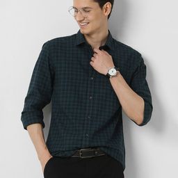 Peter England Casuals Men Slim Fit Grid Tattersall Checked Cotton Casual Shirt-image-16