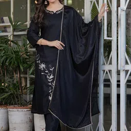 Siya Fashion Floral Embroidered Notch Neck Thread Work Kurta With Trousers & Dupatta-picture-49