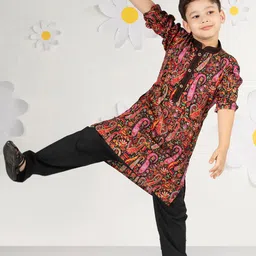 VASTRAMAY Boys Paisley Printed Kurta with Pyjamas-picture-4