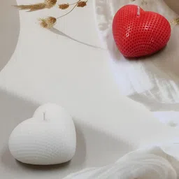 atorakushon Red & White 2 pieces Scented Heart Shaped Candles-21