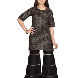 Muhuratam Girls Printed Kurta Set-picture-54