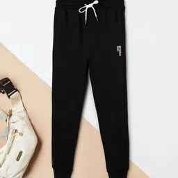 max Boys Joggers Trousers-26