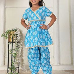 Cutiekins Girls Paisley Printed Regular Gotta Patti Kurta with Dhoti Pants-picture-26