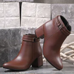 Roadster Lifestyle Co Women Casual Boots-27