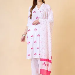 SANGOURI Women Printed Regular Kurta with Trousers & With Dupatta-46