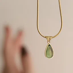 Just Lil Things Teardrop Shaped Pendant With Chain-14