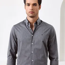 Aldeno Men Classic Fit Vertical Striped Button-Down Collar Formal Cotton Shirt-picture-6