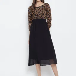 Moda Rapido Layered Georgette Fit & Flare Midi Dress-image-16