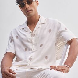 HIGHLANDER Men Relaxed Fit Ethnic Motifs Printed Cuban Collar Casual Shirt-image-75