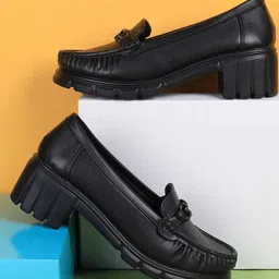 Mochi Women Round Toe Slip-On Loafers-image-96