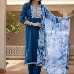 OZIA Women Solid Kurta with Trousers & Dupatta-image-100