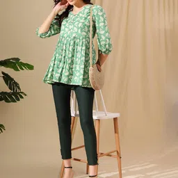 JANAKDULARI CREATION Floral Print V-Neck Puff Sleeves Cotton Top-image-85