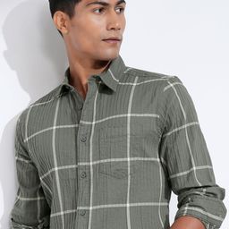 HIGHLANDER Men Slim Fit Opaque Checked Casual Shirt-image-59