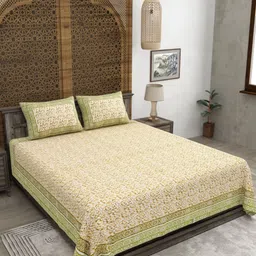 CLOTHOLOGY Green & White Floral 180 TC King Bedsheet with 2 Pillow Covers-picture-22