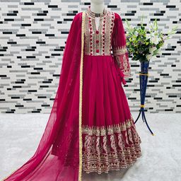 BAESD Girls Ethnic Motifs Embroidered Regular Sequinned Kurta with Palazzos & With Dupatta image 4