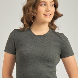 Outzidr Women Ribbed Crop Top-image-40