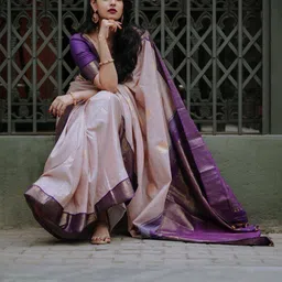 SHOP DROP Woven Design Zari Pure Silk Banarasi Saree-image-24