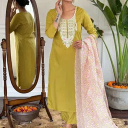 Kedar Fab Women Ethnic Motifs Embroidered Regular Thread Work Kurta with Trousers & With Dupatta image 4