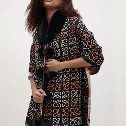 Roadster Women Black Abstract Pattern Fringed Woolen Shrug-picture-38