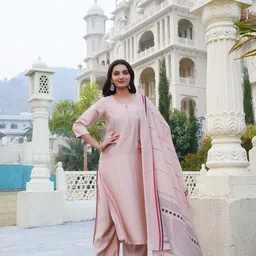 DIVASTRI Notch Neck Straight Kurta With Palazzos & Dupatta-image-46