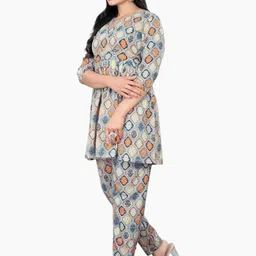 KANUDA Women White Poly Crepe Kurta Sets-picture-20