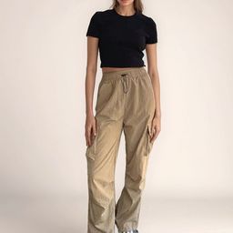 Outzidr Women Loose Fit Mid Rise Cargos-image-33