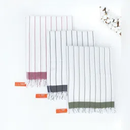 Thirsty Towel Assorted 3 Pieces Printed Pure Cotton 225 GSM Bath Towel-image-90