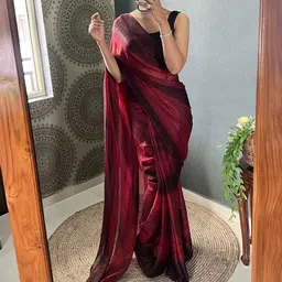 DIVASTRI Women Pure Crepe Striped Saree-image-90