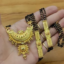 niva fashion Women Black & Gold-Plated Artificial Stone And Beads Mangalsutra-image-8