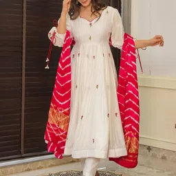 Lilots Ethnic Motifs Embroidered V-Neck Thread Work Straight Kurta With Trousers & Dupatta-picture-7