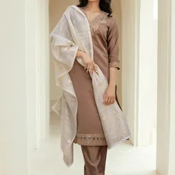 SANISA Ethnic Motifs Yoke Design Sequnnied Straight Kurta With Trousers & Dupatta-picture-31