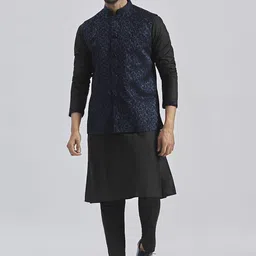 VASTRAMAY Mandarin Collar Indigo Straight Kurta with Trousers & Embroidered Nehru Jacket-image-41
