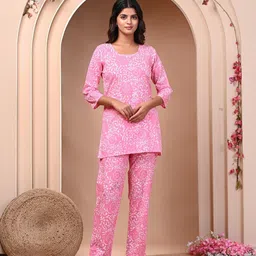 Futra Gabha Printed Nightdress-image-10