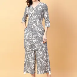 aayusika Floral Printed Pure Cotton Top With Trousers Co-Ords-picture-17