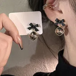 ONUYX Studs Earrings-image-20