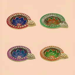 Metalsmith 4Pc Green & Red Textured Diyas image 4