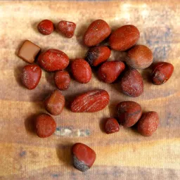 Natural Red Jasper Stones – Raw Healing Crystals for Strength Polished Oval Crystal Stone-picture-30