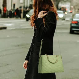 Exotic PU Structured Handheld Bag With Quilted image 5