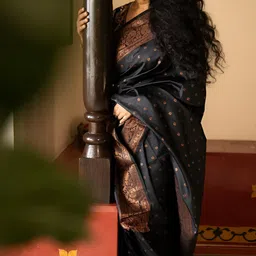 VASTRAHUT Ethnic Motifs Woven Design Jacquard Silk Banarasi Saree with Blouse Piece-picture-8