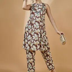 WineRed Floral Printed Tunic With Trousers-picture-26