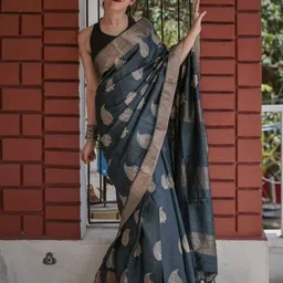 revika Floral Zari Kanjeevaram Saree-24