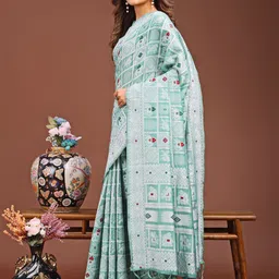 DIVASTRI Checked Zari Saree image 5