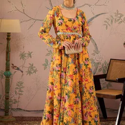 Shae by SASSAFRAS Floral Embroidered Scoop Neck Long Sleeves Regular Georgette Kurta-picture-8