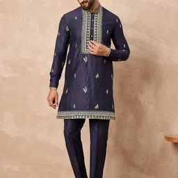 Prakatha Men Floral Embroidered Kurta with Trousers-picture-54