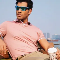 Mast & Harbour Unisex Wayfarer Sunglasses with Polarised and UV Protected Lens image 3