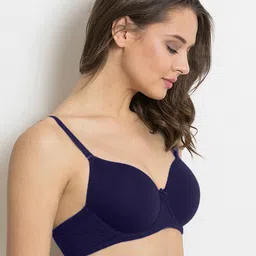 FiveFlag Full Coverage Lightly Padded Push-Up Bra image 2