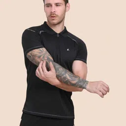 Z Zagros Men Solid Polo Collar Slim Fit T-shirt-image-91