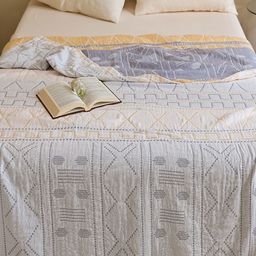 JC HOME Grey & Off White Geometric AC Room 300 GSM Single Bed Quilt-image-52